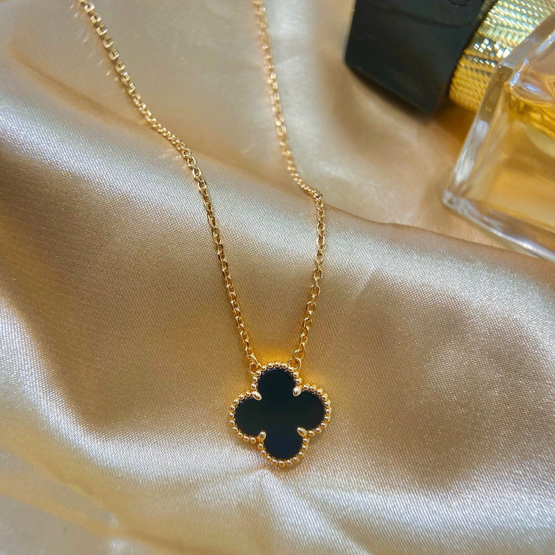 Clover 15mm Black Onyx Single Flower Necklace – LUX VERSE Luxury Designer Fashion Outlet