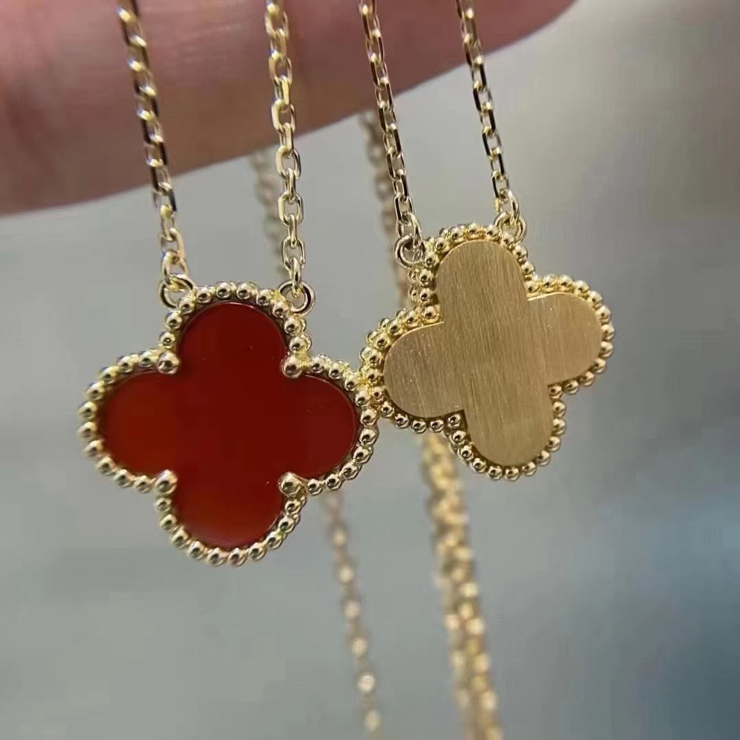 Clover 15mm Carnelian Single Flower Necklace – LUX VERSE Luxury Designer Fashion Outlet