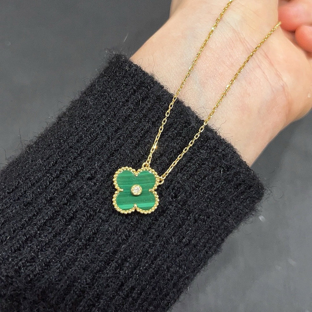 Clover 15mm Diamond Turquoise Necklace – LUX VERSE Luxury Designer Fashion Outlet
