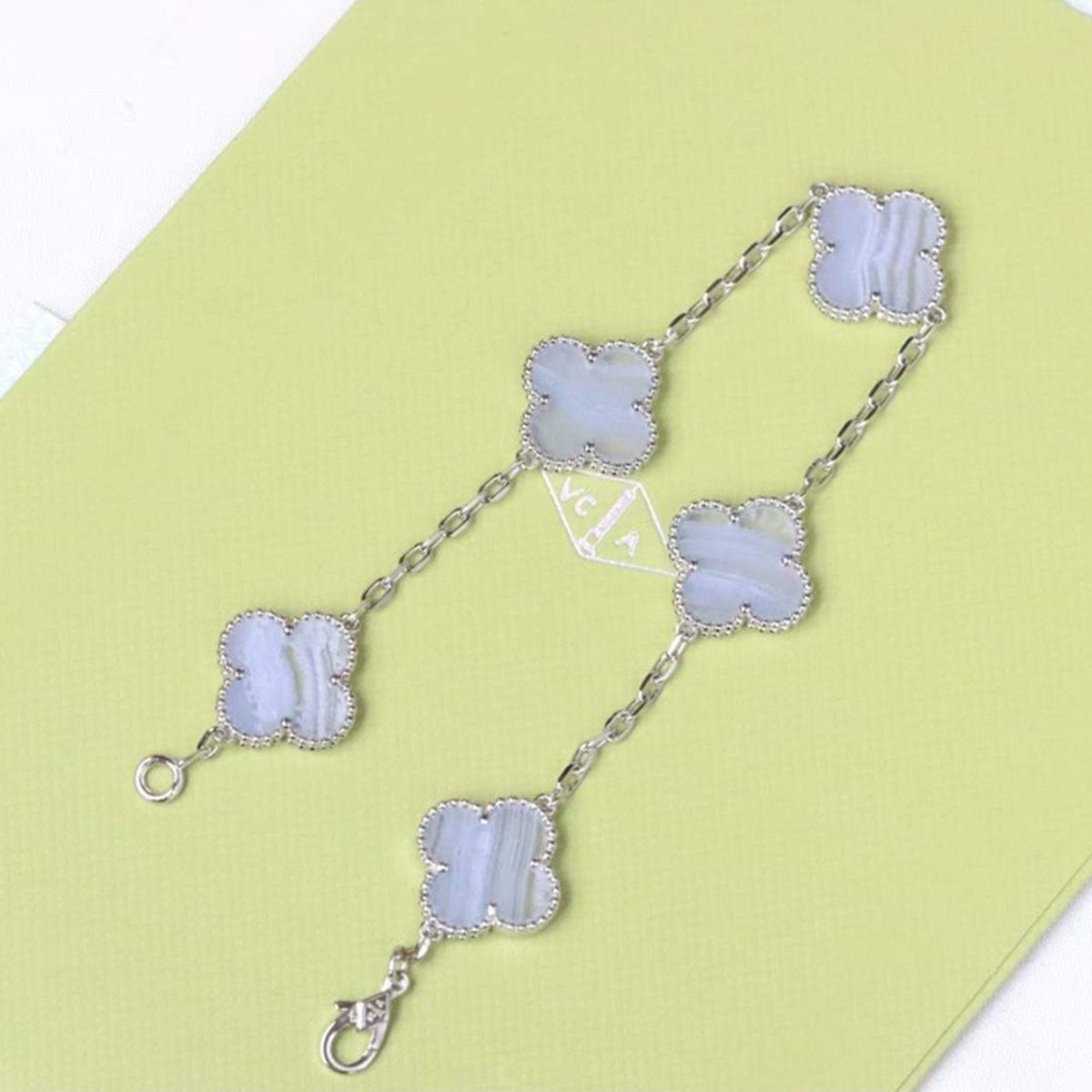 Clover  5 Motif Purple Chalcedony Bracelet Silver – LUX VERSE Luxury Designer Fashion Outlet