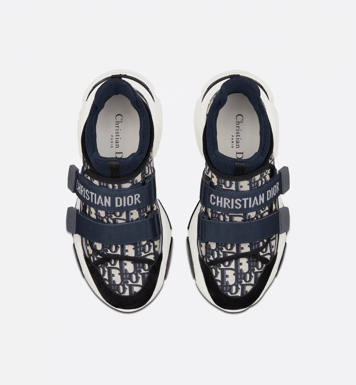 D-Wander Sneaker – the very contemporary sneaker will lend an athletic touch to any look – LUX VERSE Luxury Designer Fashion Outlet