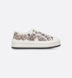 Walk'n'Platform Hiver Motif Sneaker – the Walk'n'platform sneaker elevates the line with a modern creation – LUX VERSE Luxury Designer Fashion Outlet