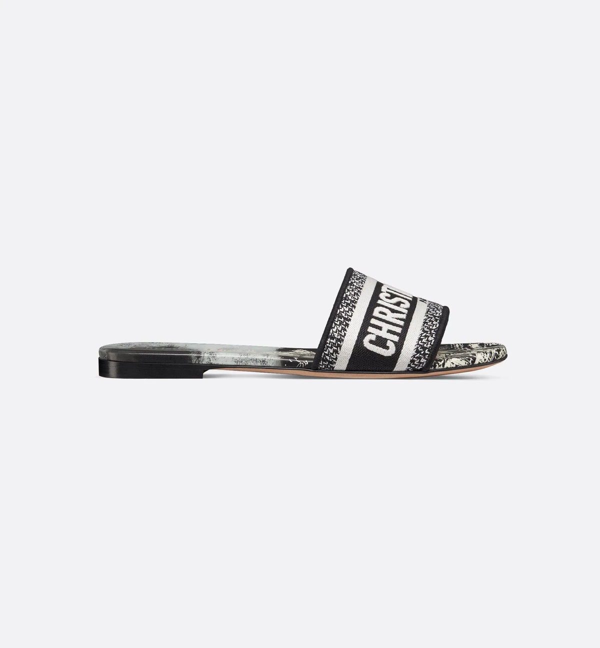 Dway Luxe Casual Slide – the Dway slide is emblematic and timeless, showcasing the collection's signature New – LUX VERSE Luxury Designer Fashion Outlet