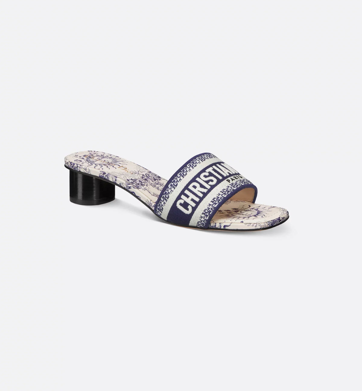 Dway Heeled Embroidered Cotton Slide – the hallmark Dway heeled slide offers a new take on the House icon with the white – LUX VERSE Luxury Designer Fashion Outlet