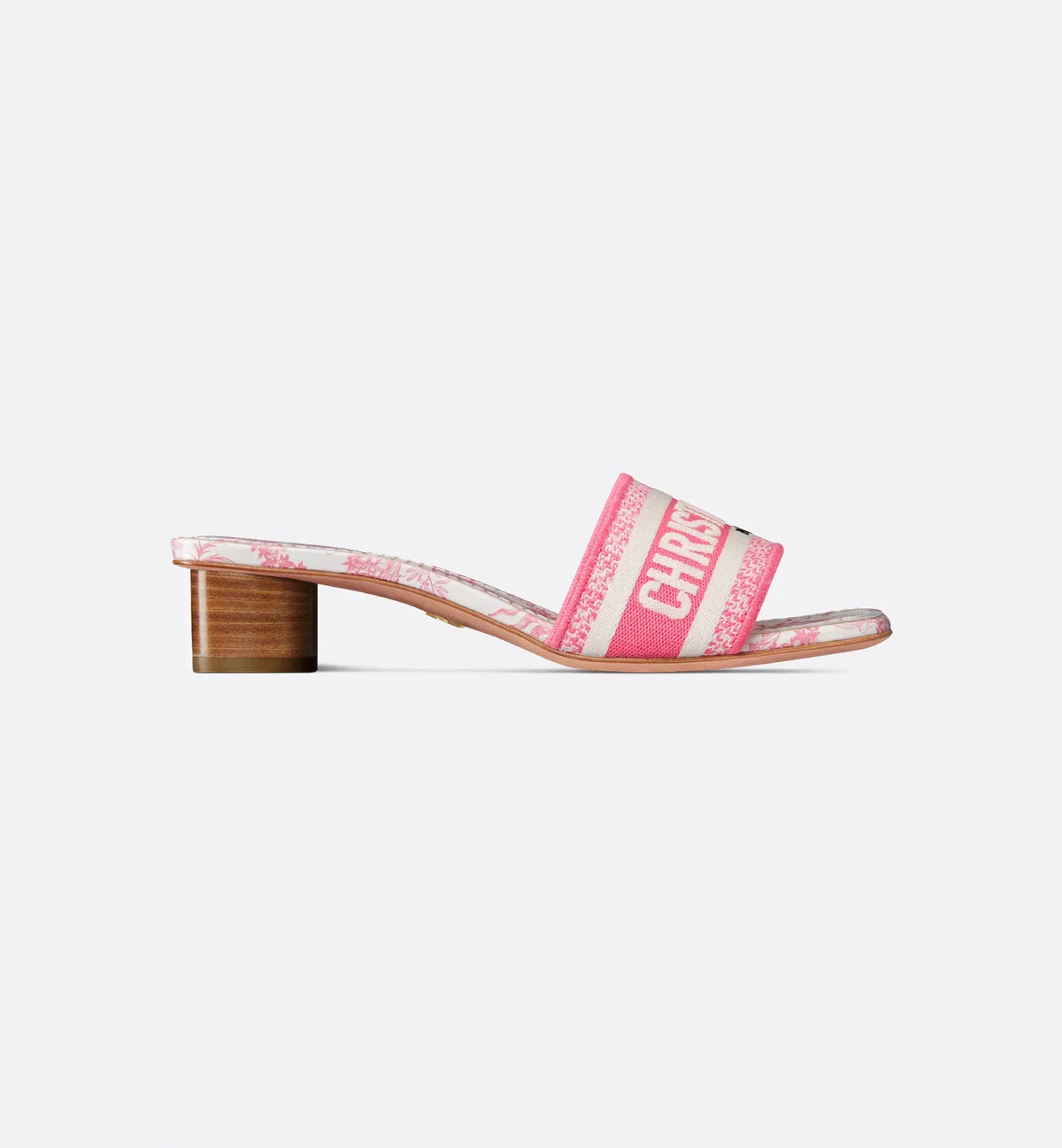 Dway Glamour Heeled Slide – completed by a 3.5-cm (1.5) cylindrical heel, the slide will bring a contemporary – LUX VERSE Luxury Designer Fashion Outlet