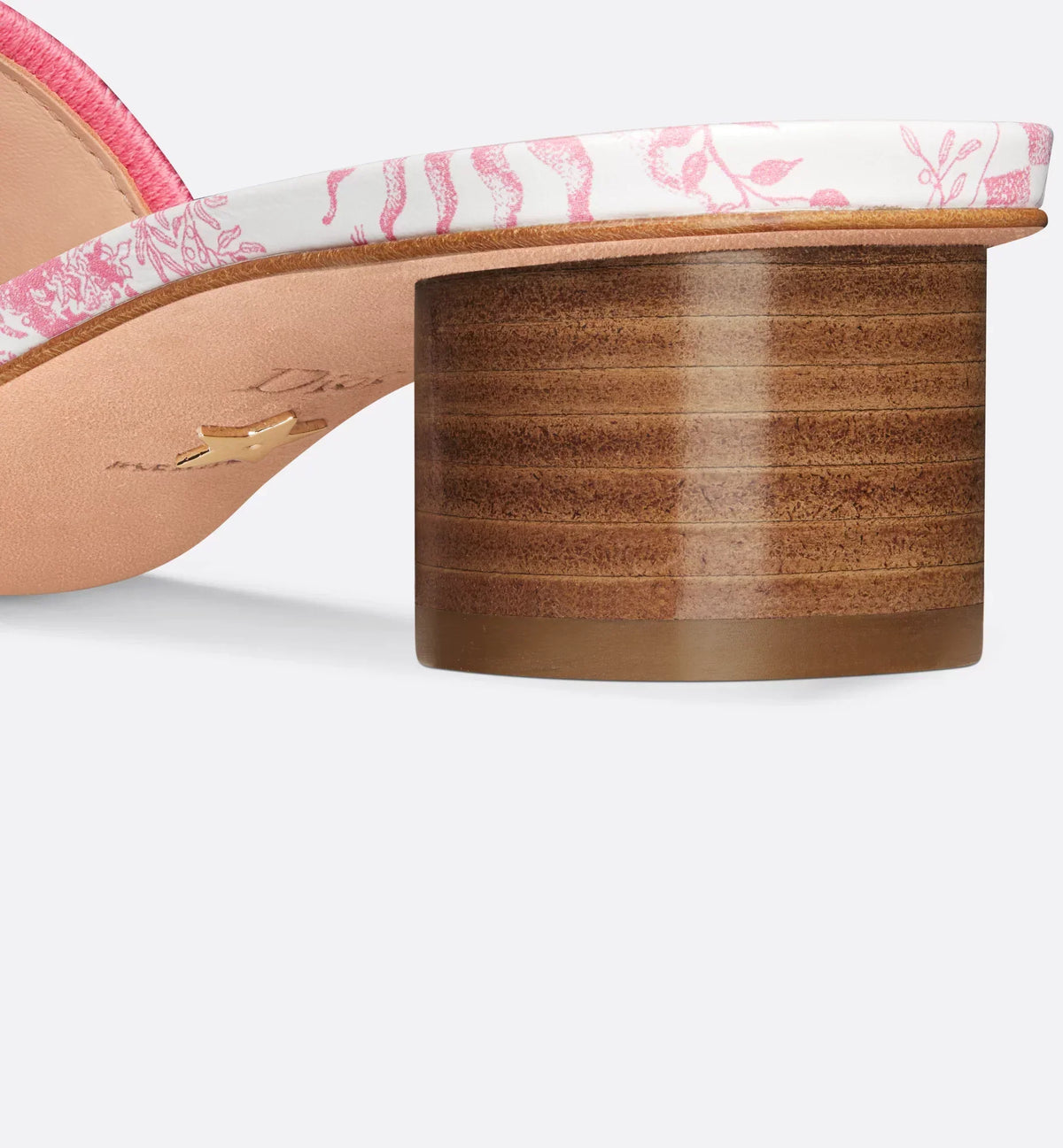 Dway Glamour Heeled Slide – part of the capsule, the hallmark Dway heeled slide offers a new take on the House – LUX VERSE Luxury Designer Fashion Outlet