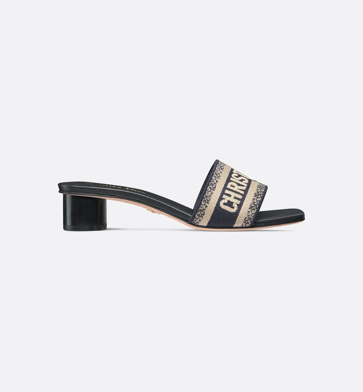 Dway Heeled Cotton Embroidered Slide – featuring an elegant square toe and 3.5 cm (1.5) cylindrical heel, the slide will – LUX VERSE Luxury Designer Fashion Outlet