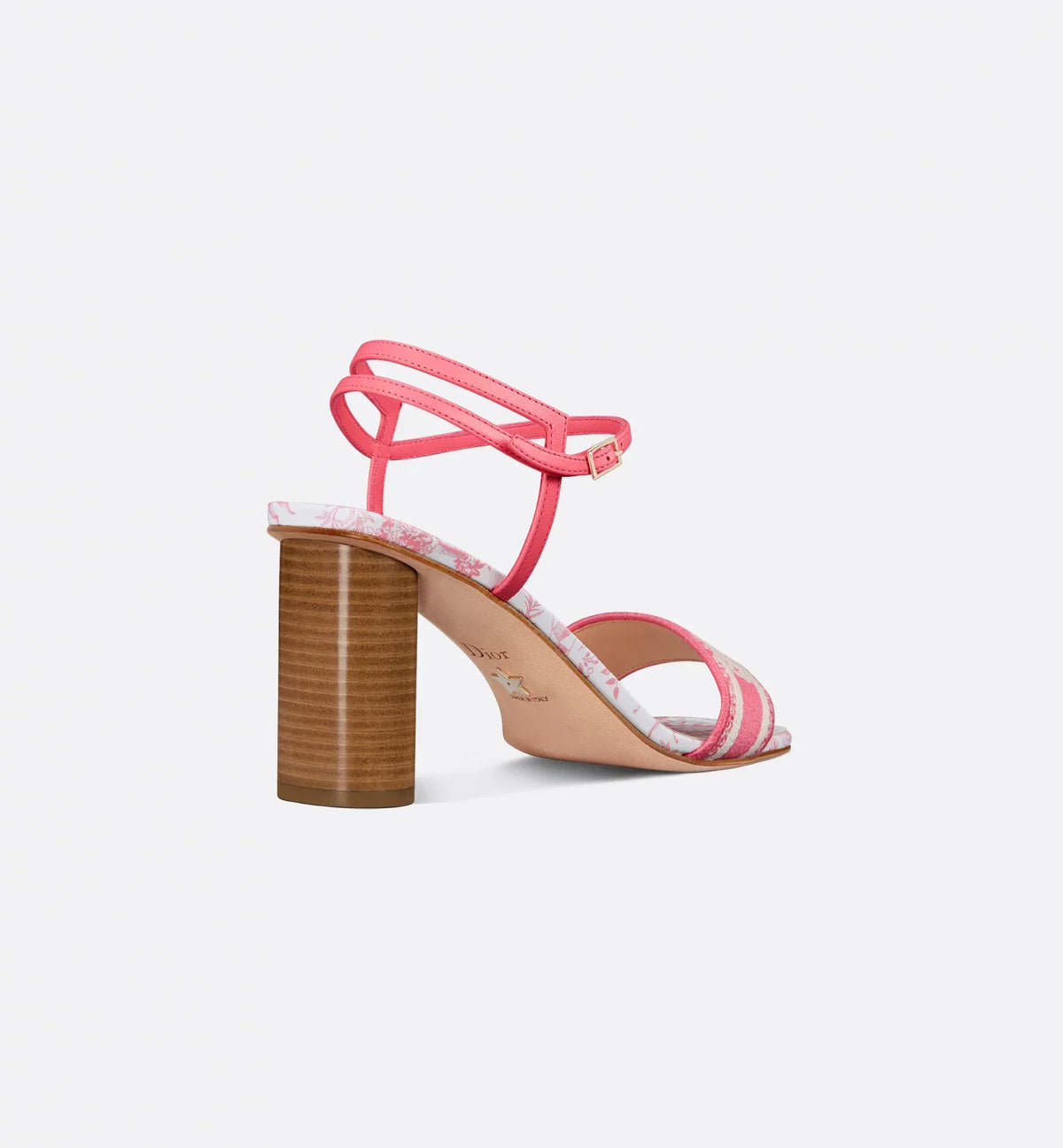 Dway Heeled Iconic Sandal – the style offers a new take on the iconic House motif with this season's signature – LUX VERSE Luxury Designer Fashion Outlet