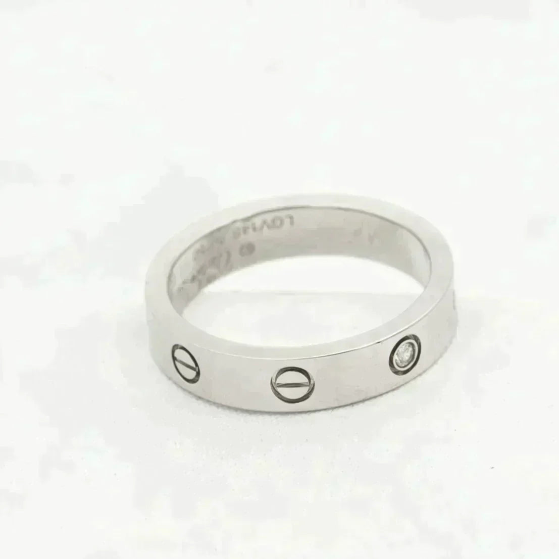 Love Ring 4mm 1 Diamond Silver – LUX VERSE Luxury Designer Fashion Outlet