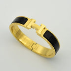 H Black Bracelet – LUX VERSE Luxury Designer Fashion Outlet