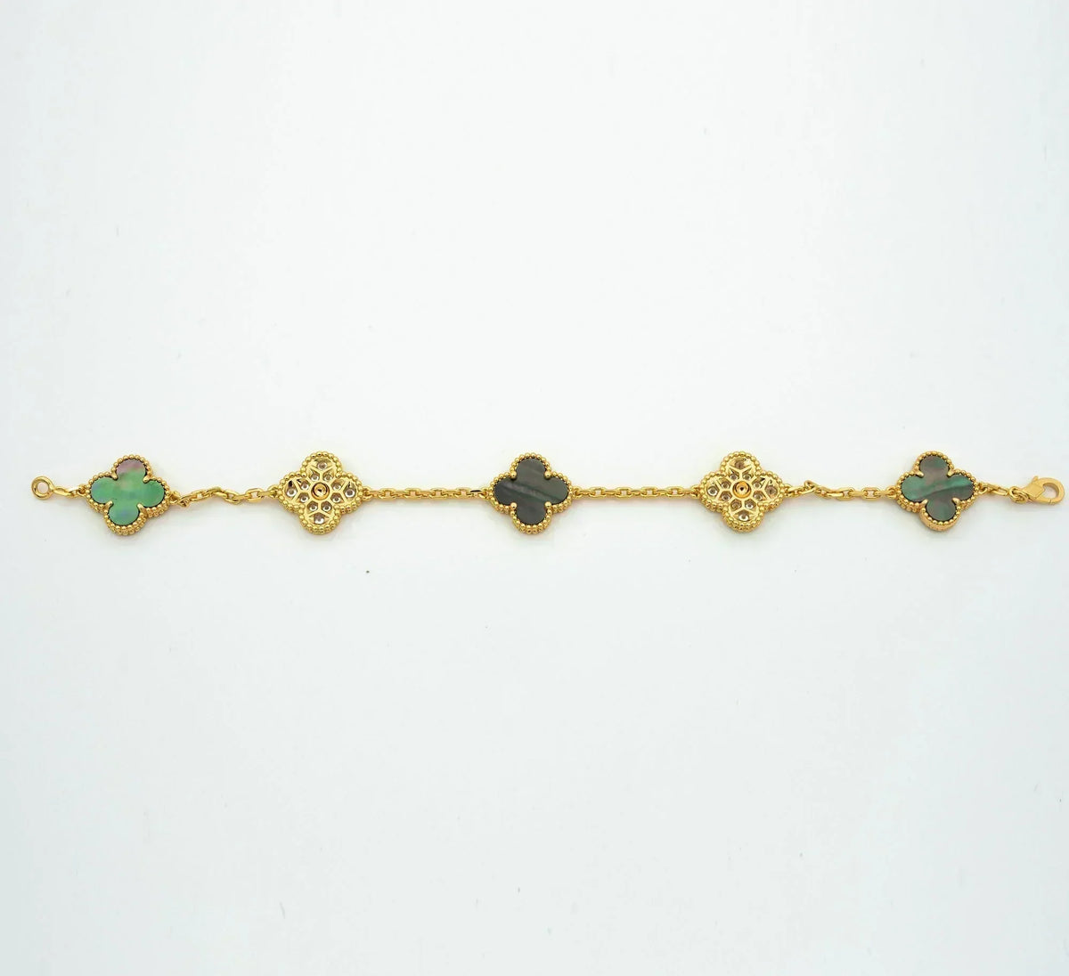 Clover 5 Motif Gray Mop Diamond Bracelet – LUX VERSE Luxury Designer Fashion Outlet