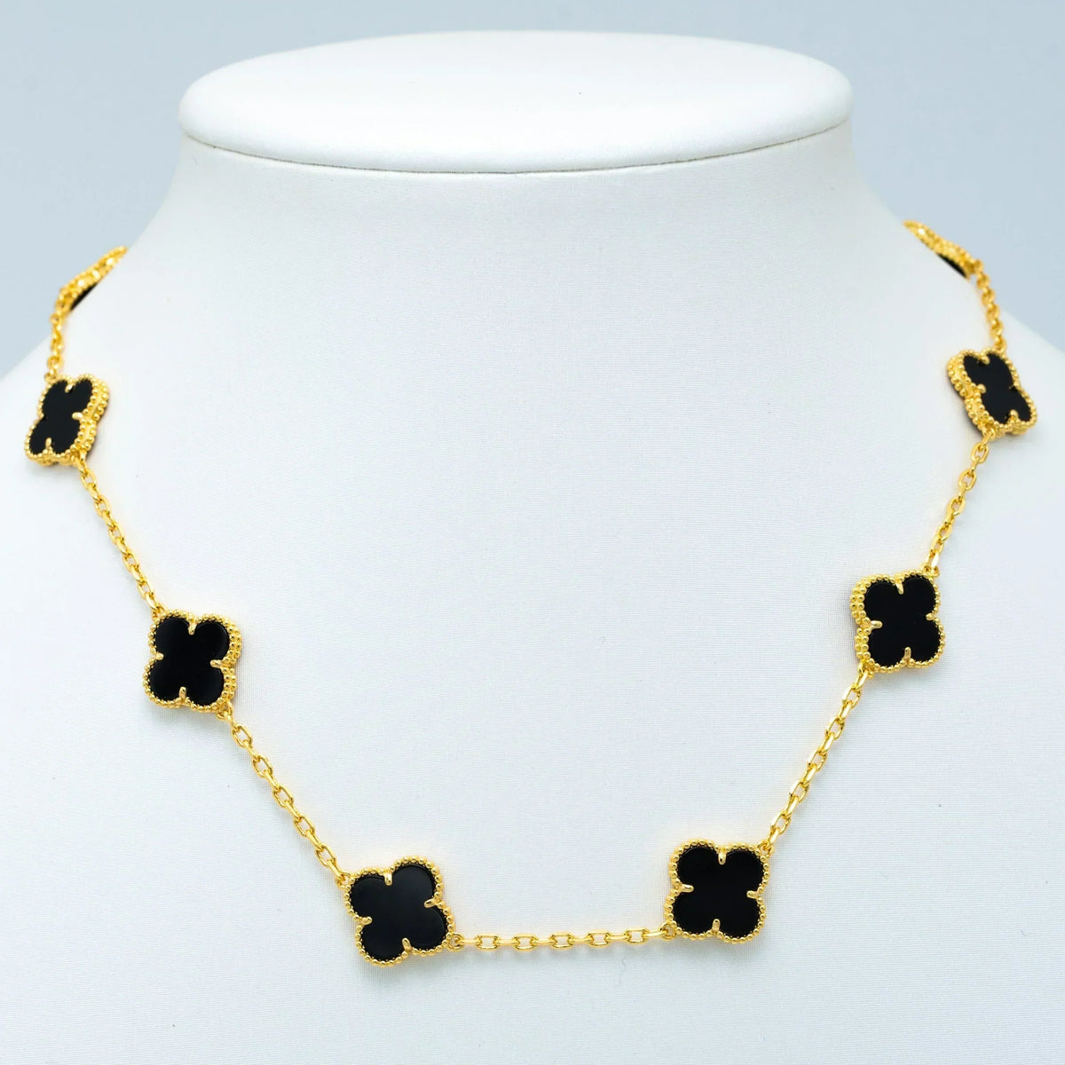 Clover Vintage Onyx  Necklace 10 Motifs – LUX VERSE Luxury Designer Fashion Outlet