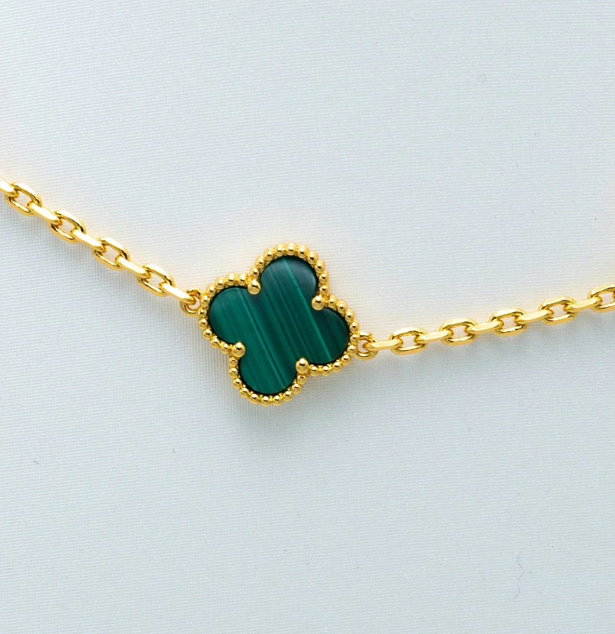 Clover Vintage Malachite Necklace 10 Motifs – LUX VERSE Luxury Designer Fashion Outlet
