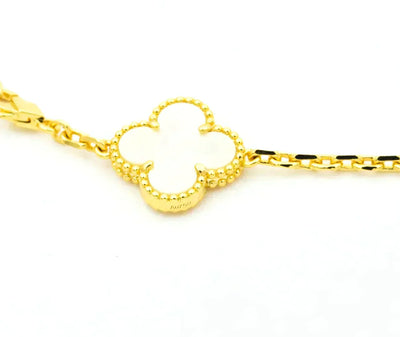 CLOVER VINTAGE WHITE MOP NECKLACE 10 MOTIFS