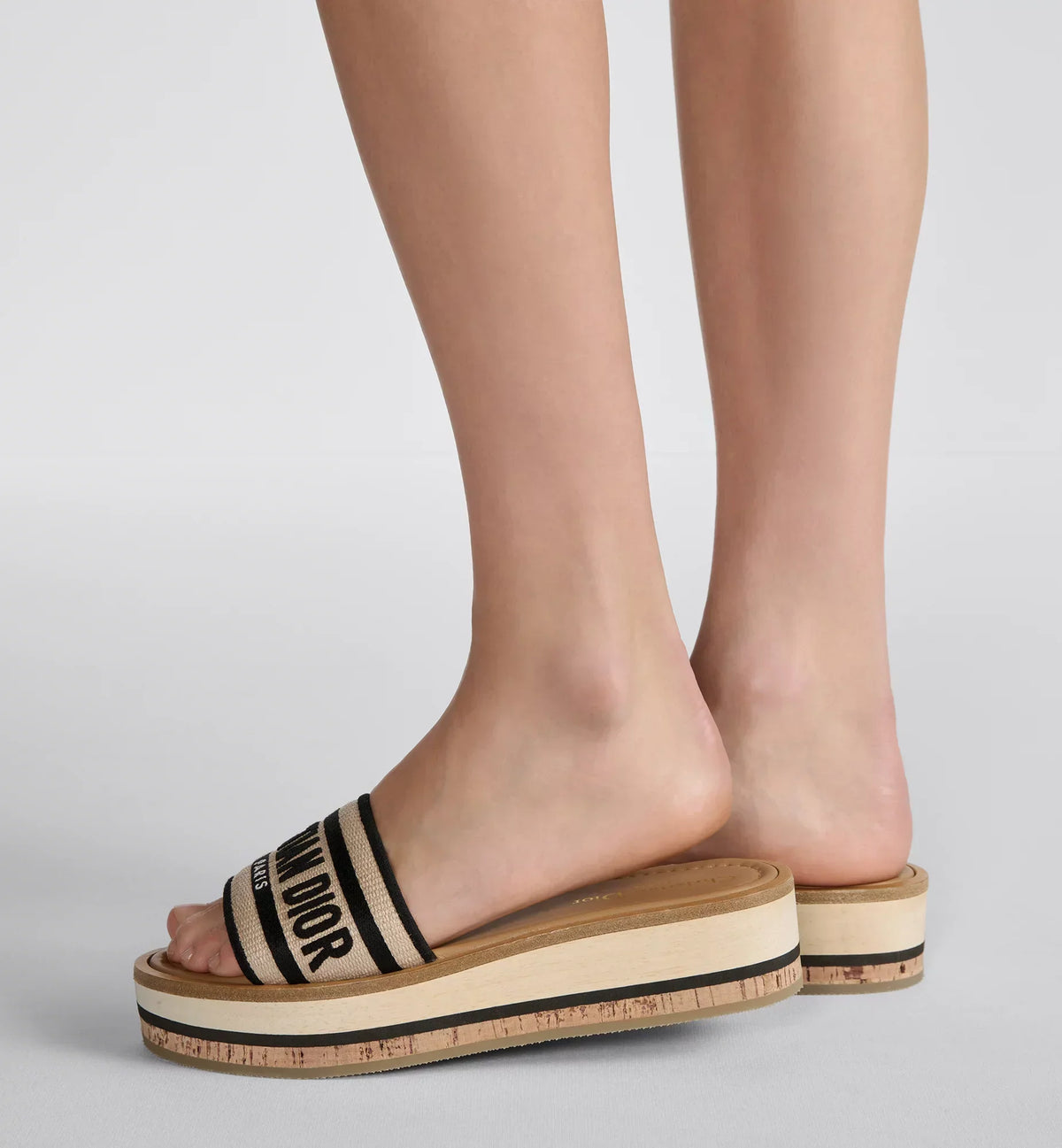 Dway Platform Glide Slides – new for Fall 2024, the Dway platform slide has a modern and casual look – LUX VERSE Luxury Designer Fashion Outlet