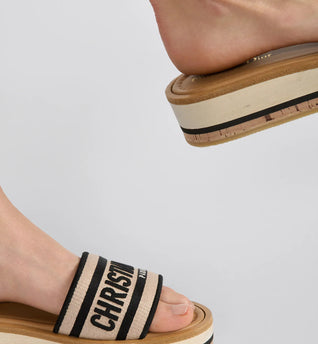 Dway Platform Glide Slides