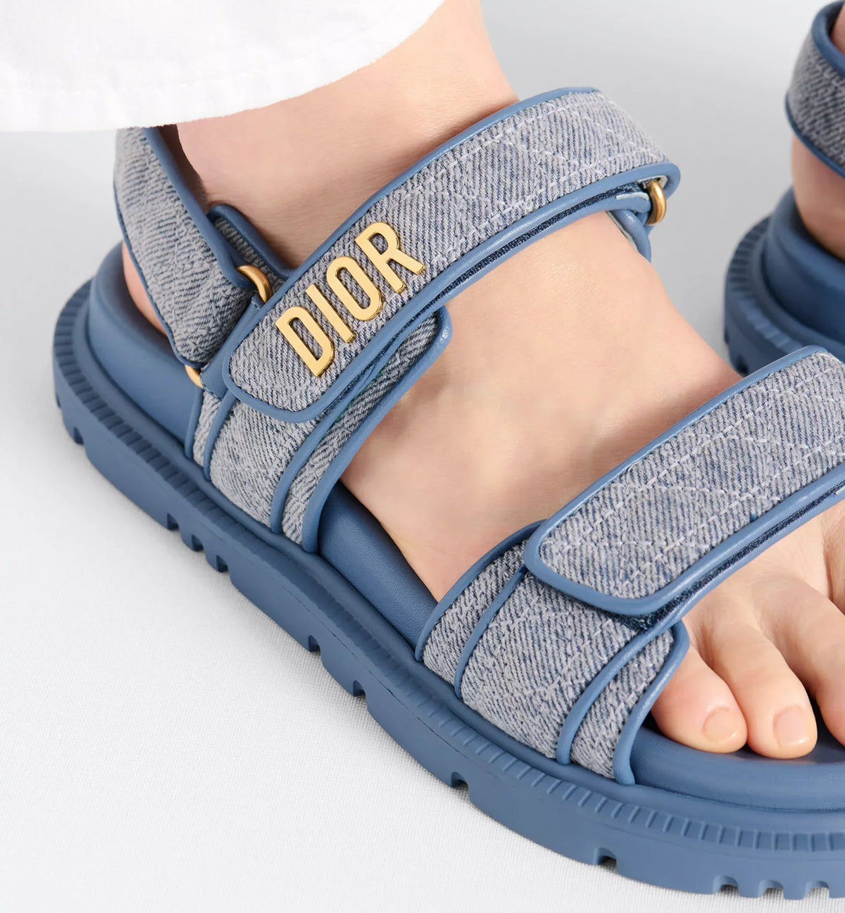 Cannage Denim Sandal – the sandal presents a modern silhouette revisited in blue denim with Cannage – LUX VERSE Luxury Designer Fashion Outlet