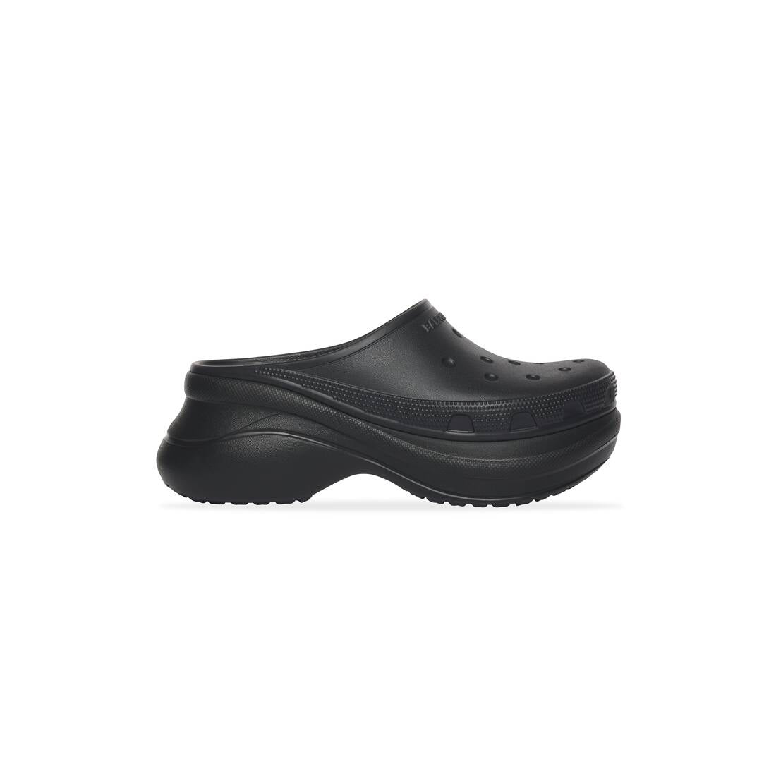 Women Mule In Black – • Rubber• Mule• Round toe• Open at back• 5mm arch• logo debossed – LUX VERSE Luxury Designer Fashion Outlet