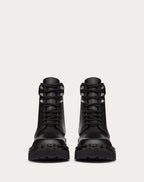 Rockstud Calfskin Combat Boot with Matching Studs 50mm – rockstud combat boot in calfskin- Welt with tone-on-tone studs detail – LUX VERSE Luxury Designer Fashion Outlet