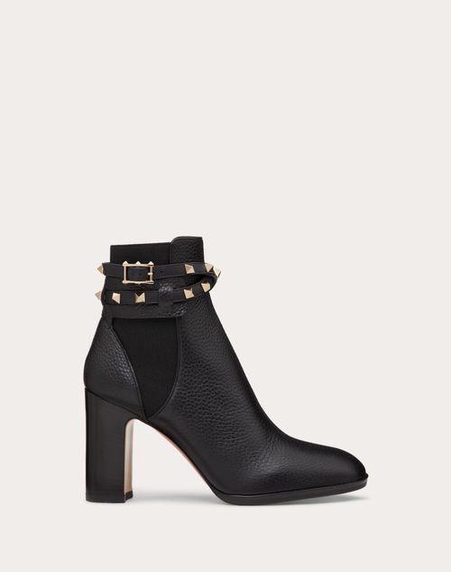 Rockstud Grainy Calfskin Ankle Boot 90 Mm – rockstud ankle boot in elk-print calfskin leather.- Platinum-finish studs – LUX VERSE Luxury Designer Fashion Outlet