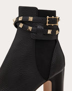 Rockstud Grainy Calfskin Ankle Boot 80 Mm – lug sole- Heel height 80 mm/3.15– LUX VERSE Luxury Designer Fashion Outlet