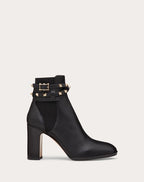 Rockstud Grainy Calfskin Ankle Boot 80 Mm – rockstud print calfskin ankle boot.- Platinum-finish studs- Tone-on-tone – LUX VERSE Luxury Designer Fashion Outlet