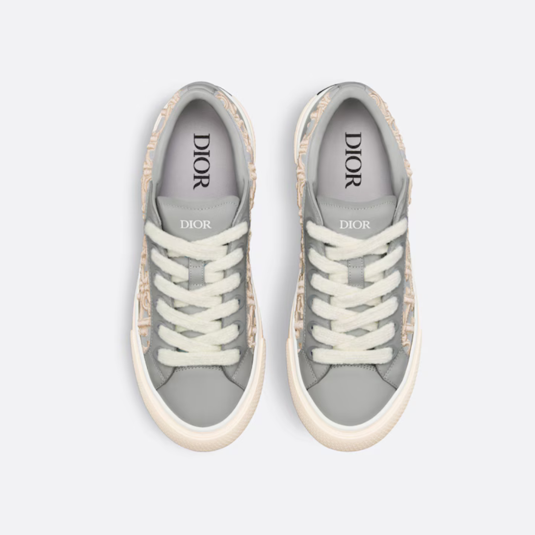 B33 Sneaker - LIMITED AND NUMBERED EDITION – the cream Oblique rubber sole is elevated by a contrasting Avenue Montaigne – LUX VERSE Luxury Designer Fashion Outlet