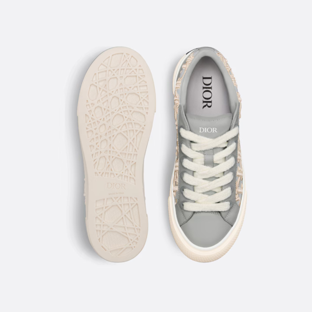 B33 Sneaker - LIMITED AND NUMBERED EDITION – the cream Oblique rubber sole is elevated by a contrasting Avenue Montaigne – LUX VERSE Luxury Designer Fashion Outlet