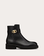 Vlogo Locker Calfskin Ankle Boot 40mm – vLogo Locker calfskin ankle boot- Strap with VLogo Signature twist-lock – LUX VERSE Luxury Designer Fashion Outlet