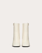 Vlogo the Bold Edition Suede Ankle Boot 70mm – in.- Shaft height: 15 cm / 6 in. in an Italian size 37 – LUX VERSE Luxury Designer Fashion Outlet