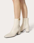 Vlogo the Bold Edition Suede Ankle Boot 70mm – vLogo The Bold Edition suede ankle boot- Accessory with VLogo Signature – LUX VERSE Luxury Designer Fashion Outlet