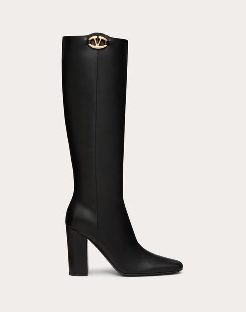 Vlogo the Bold Edition Boot in Calfskin 100mm – vLogo The Bold Edition calfskin ankle boot- Accessory with VLogo Signature – LUX VERSE Luxury Designer Fashion Outlet