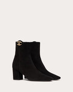 Vlogo the Bold Edition Suede Ankle Boot 70mm – vLogo The Bold Edition suede ankle boot- Accessory with VLogo Signature – LUX VERSE Luxury Designer Fashion Outlet
