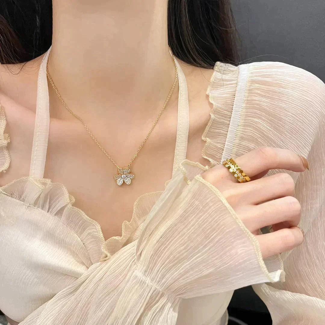 Flower Diamond Necklace – LUX VERSE Luxury Designer Fashion Outlet