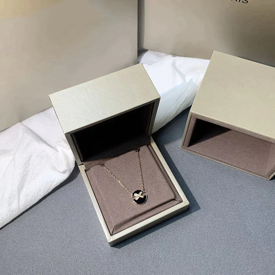 Jeux De Rose Gold Diamond Necklace – LUX VERSE Luxury Designer Fashion Outlet