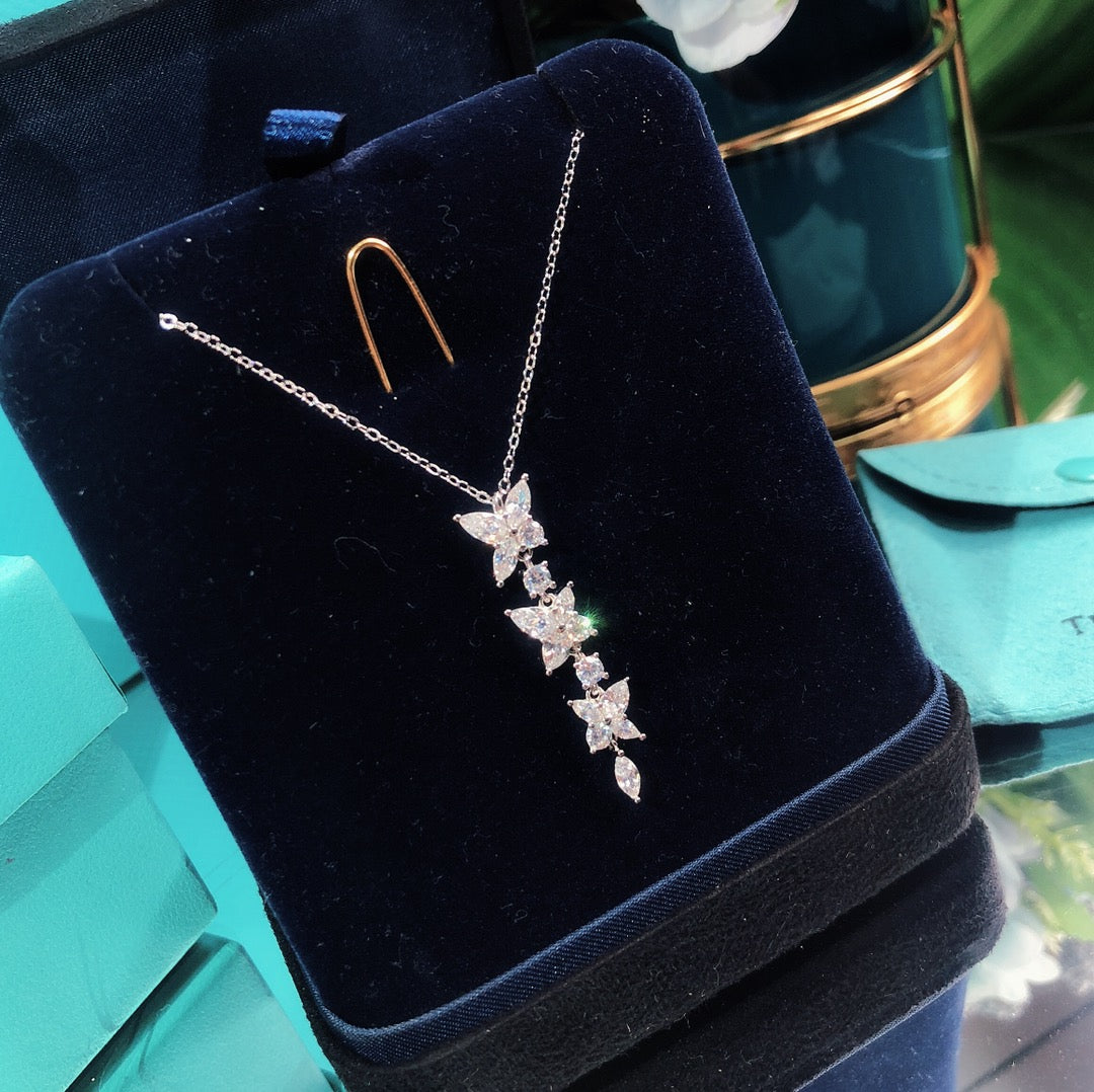 Mixed Cluster Diamond Drop Pendant – LUX VERSE Luxury Designer Fashion Outlet