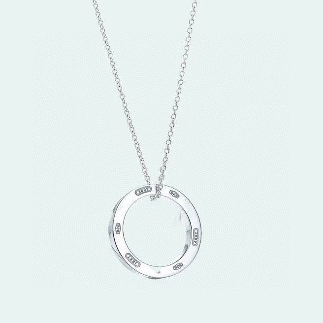 Single Ring Necklace Chain Length – LUX VERSE Luxury Designer Fashion Outlet
