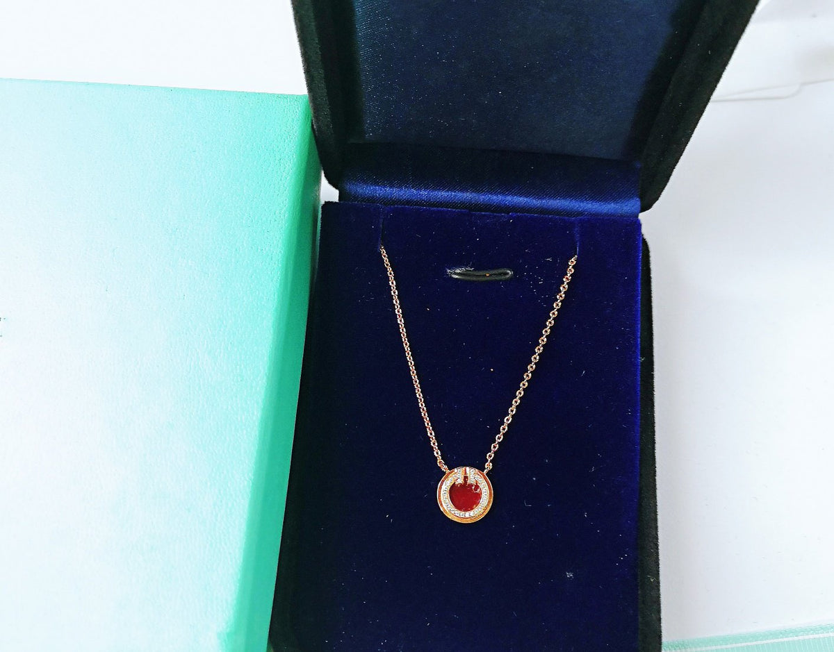 Diamond and Mother Pearl Circle Necklace Pendant – LUX VERSE Luxury Designer Fashion Outlet