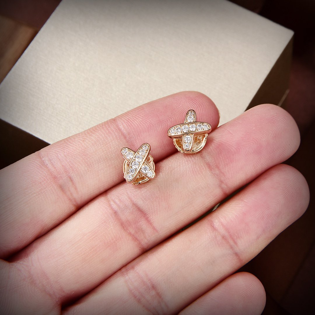 Jeux De Gold Diamond Earrings – LUX VERSE Luxury Designer Fashion Outlet