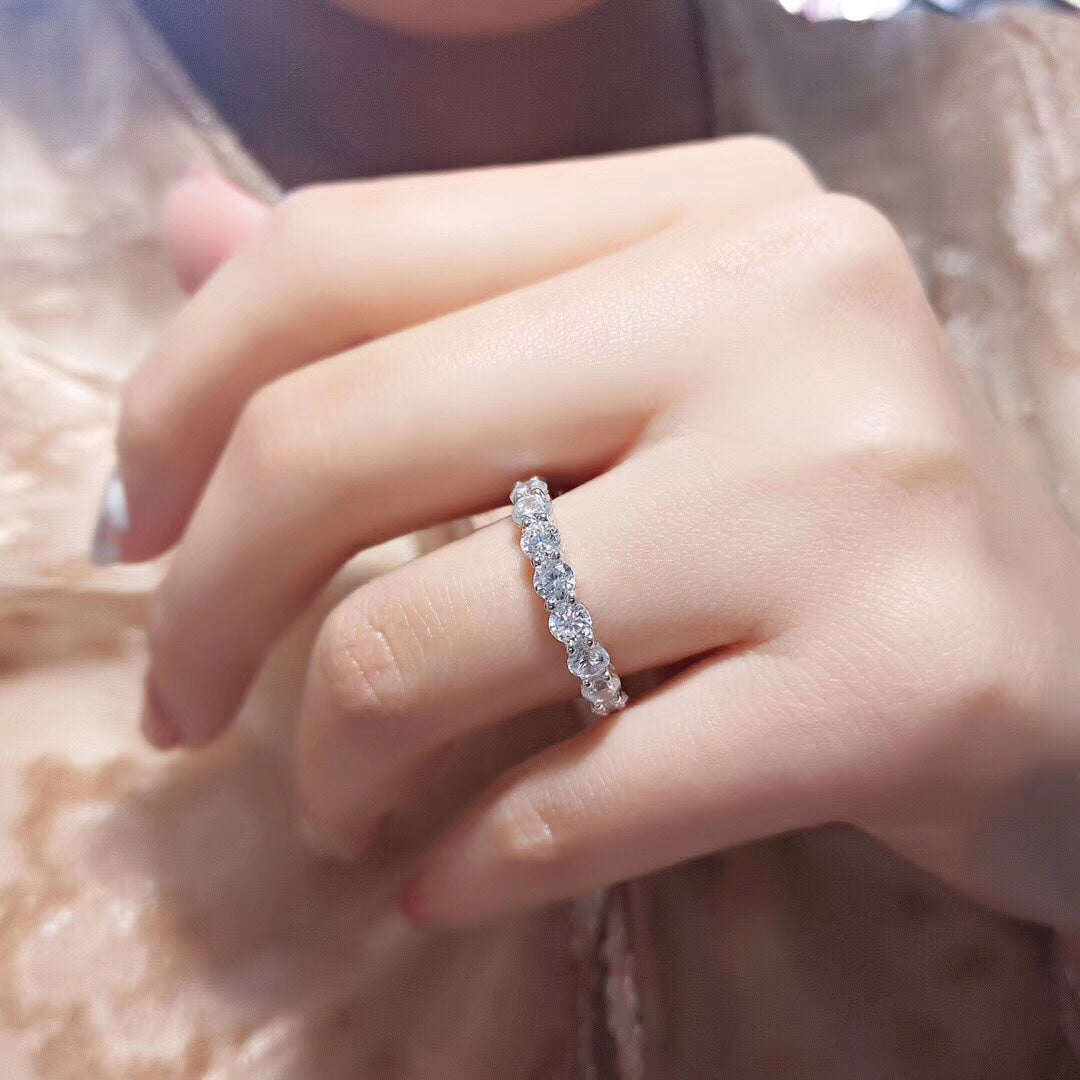 Diamond Embrace Full Circle Band Ring – LUX VERSE Luxury Designer Fashion Outlet