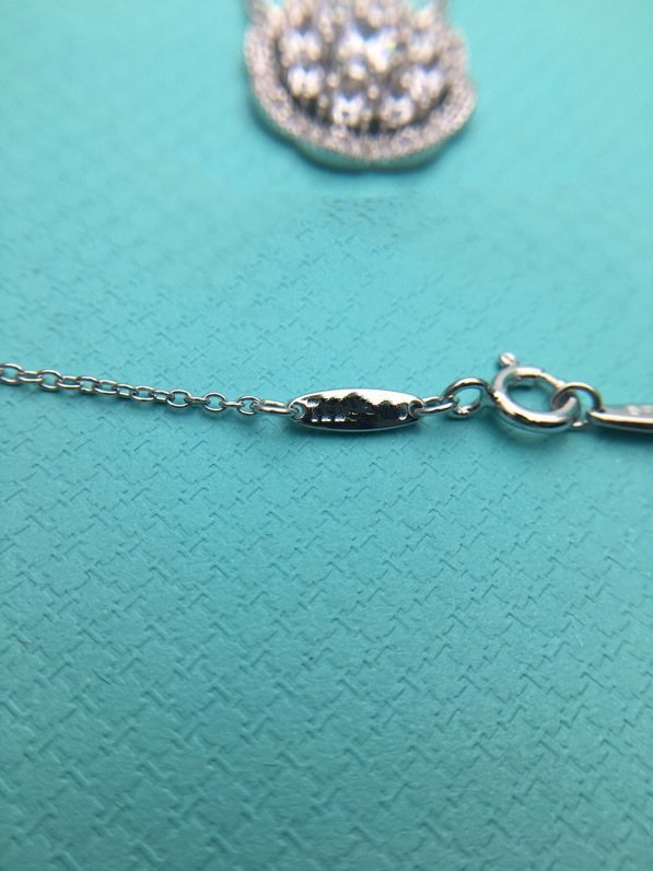 Aurora Cluster Pendant Necklace – LUX VERSE Luxury Designer Fashion Outlet