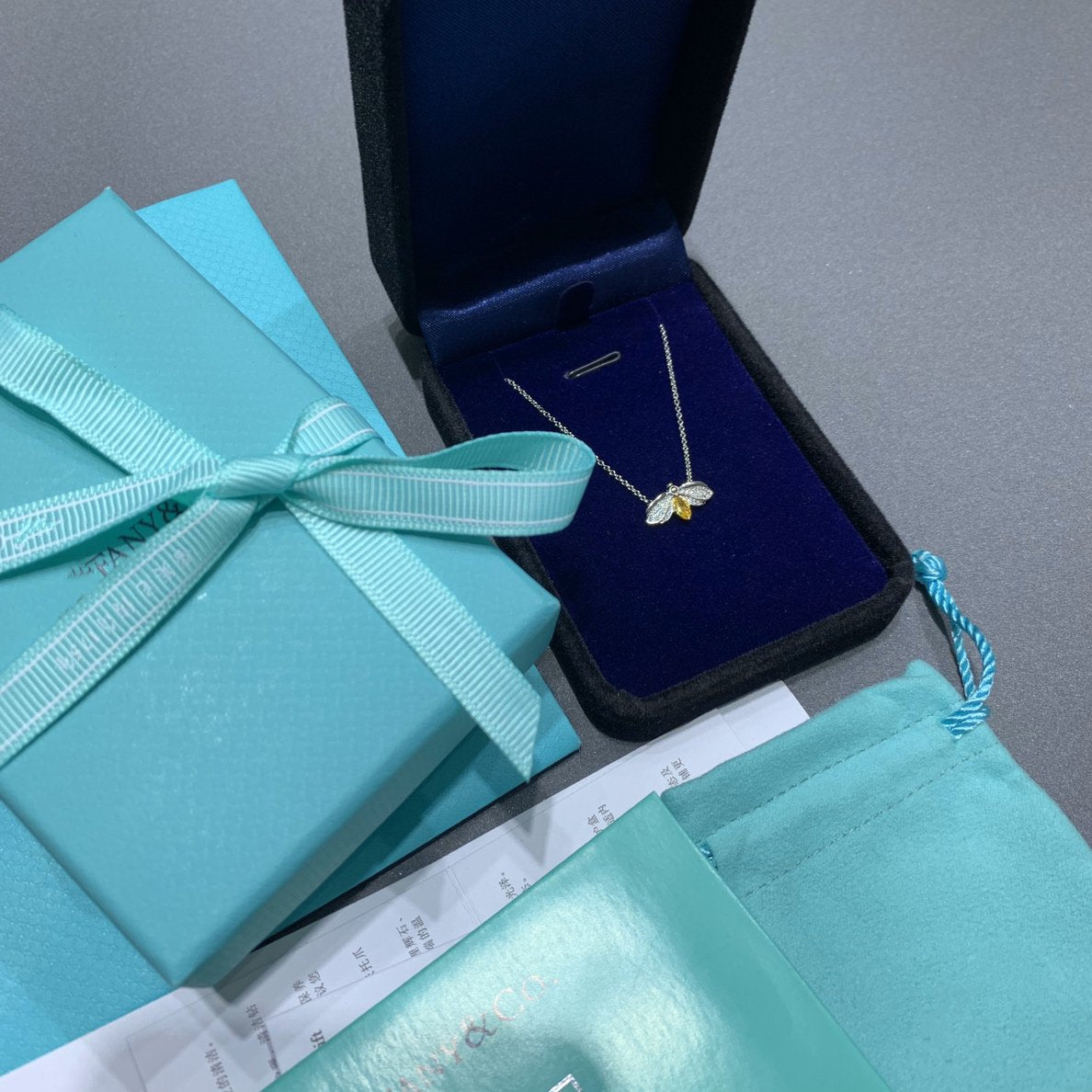 Paper Flowers Yellow Diamond Firefly Pendant – LUX VERSE Luxury Designer Fashion Outlet