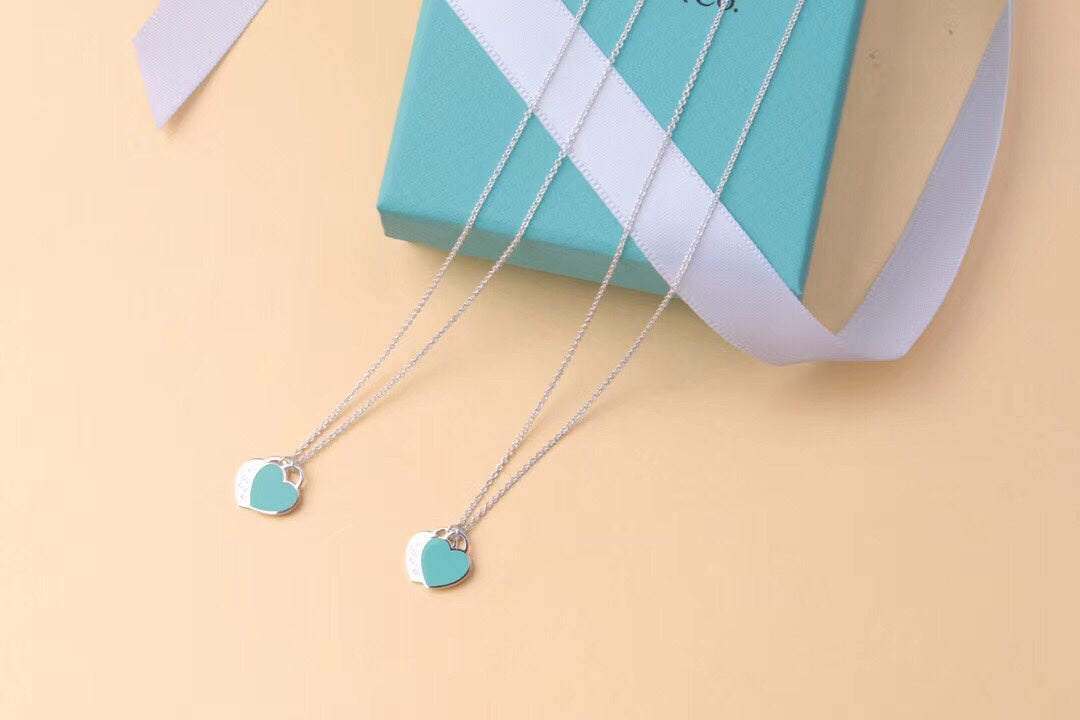 Double Heart Tag Pendant Silver Mini Necklace – LUX VERSE Luxury Designer Fashion Outlet