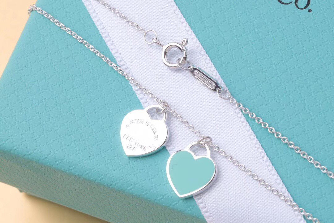 Double Heart Tag Pendant Silver Mini Necklace – LUX VERSE Luxury Designer Fashion Outlet