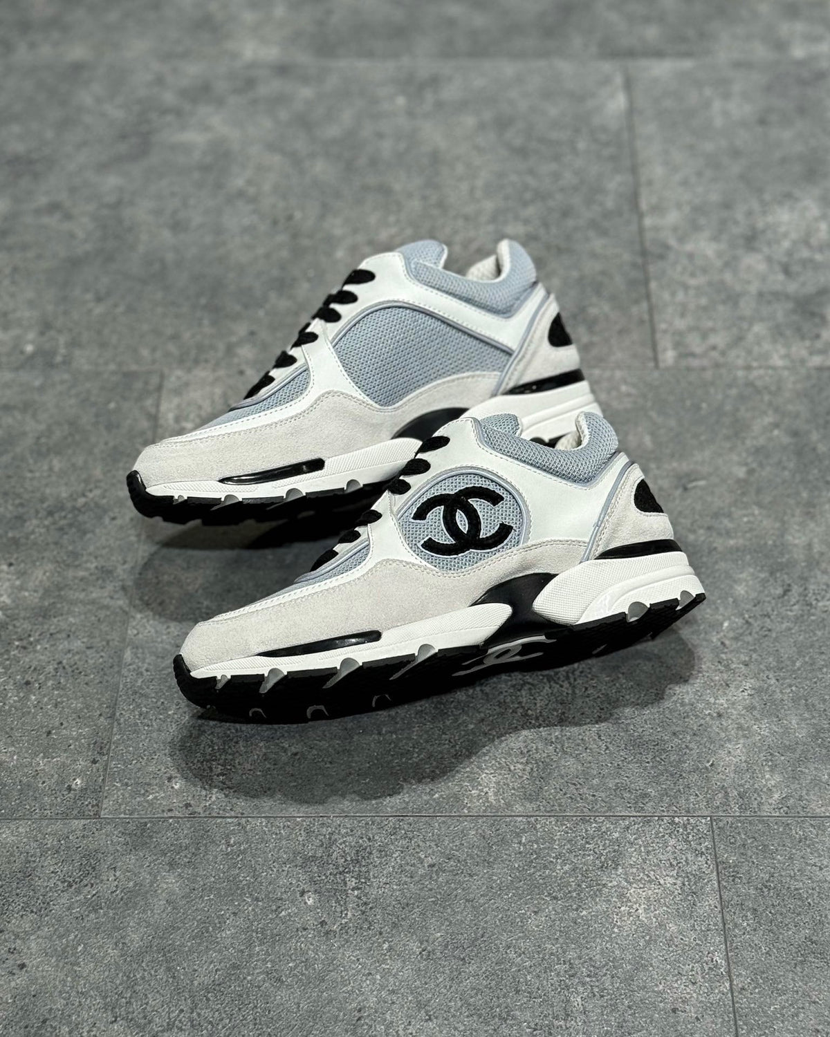 White Mesh Colourblock Chunky - Women's