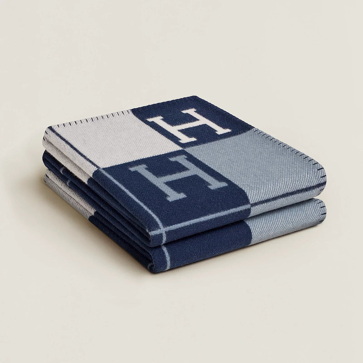 Avalon Classic Throw Blanket – Avalon Classic Throw Blanket Revealed by a hand-woven jacquard weave, – LUX VERSE Luxury Designer Fashion Outlet