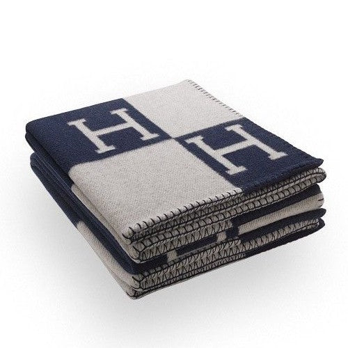 Avalon Classic Throw Blanket – the composition of the drawing and juxtaposed lines reinforces the interplay – LUX VERSE Luxury Designer Fashion Outlet