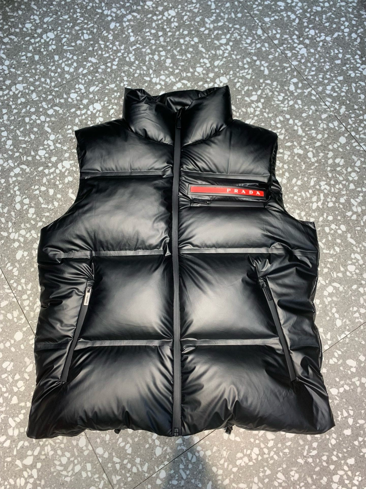 Black Nylon Contrast Tab Gilet - Men's