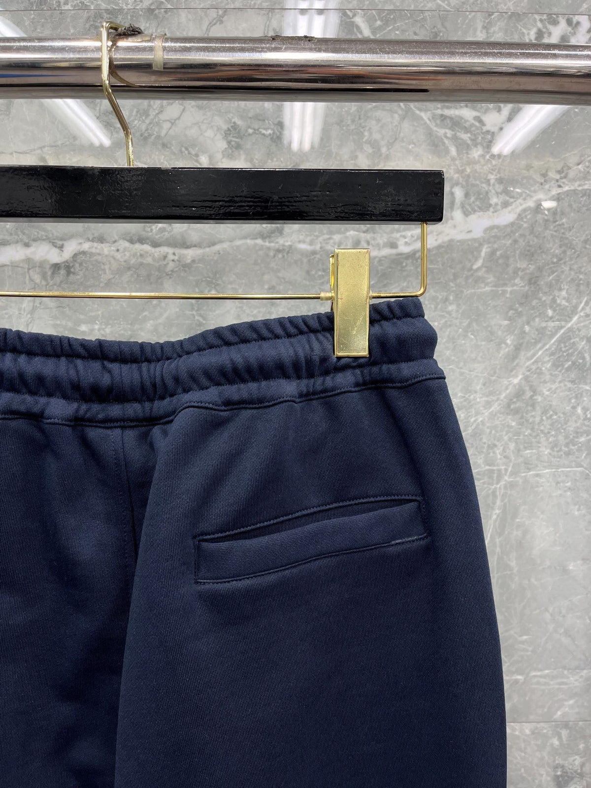 Jogginghose für Herren aus gestreifter Baumwolle in Marineblau