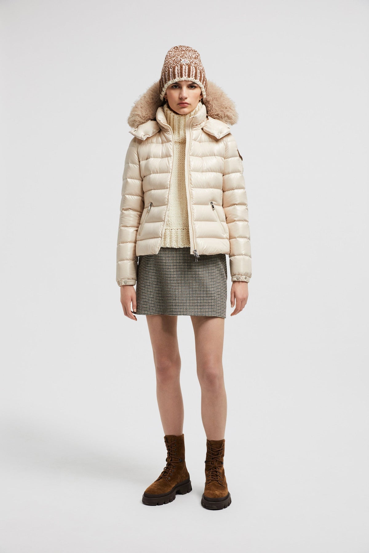 Badyf Short Down Jacket – in line with the collection's clean, graphic aesthetic, the Badyf is a slim fit down – LUX VERSE Luxury Designer Fashion Outlet